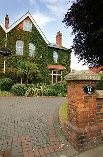 Merrion Hall Hotell 4*